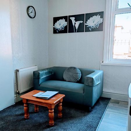 Seahawk Holiday Apartments Cleveleys Extérieur photo