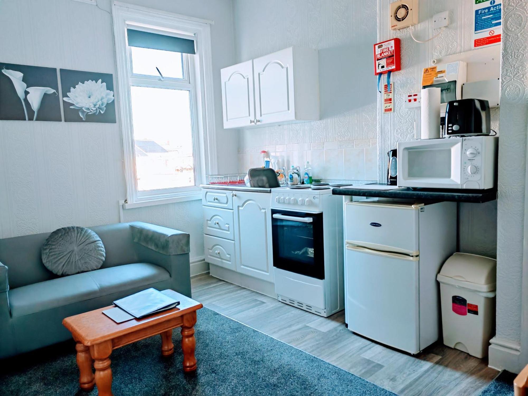 Seahawk Holiday Apartments Cleveleys Extérieur photo